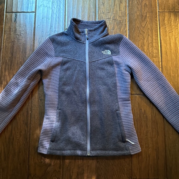 The North Face Women's Jacket Plum Size Medium EUC! - Picture 1 of 9